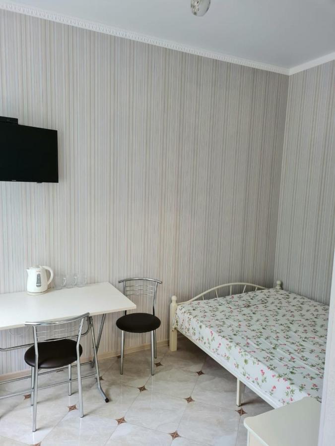 Guest House Gorny Ruchei Gagra Extérieur photo
