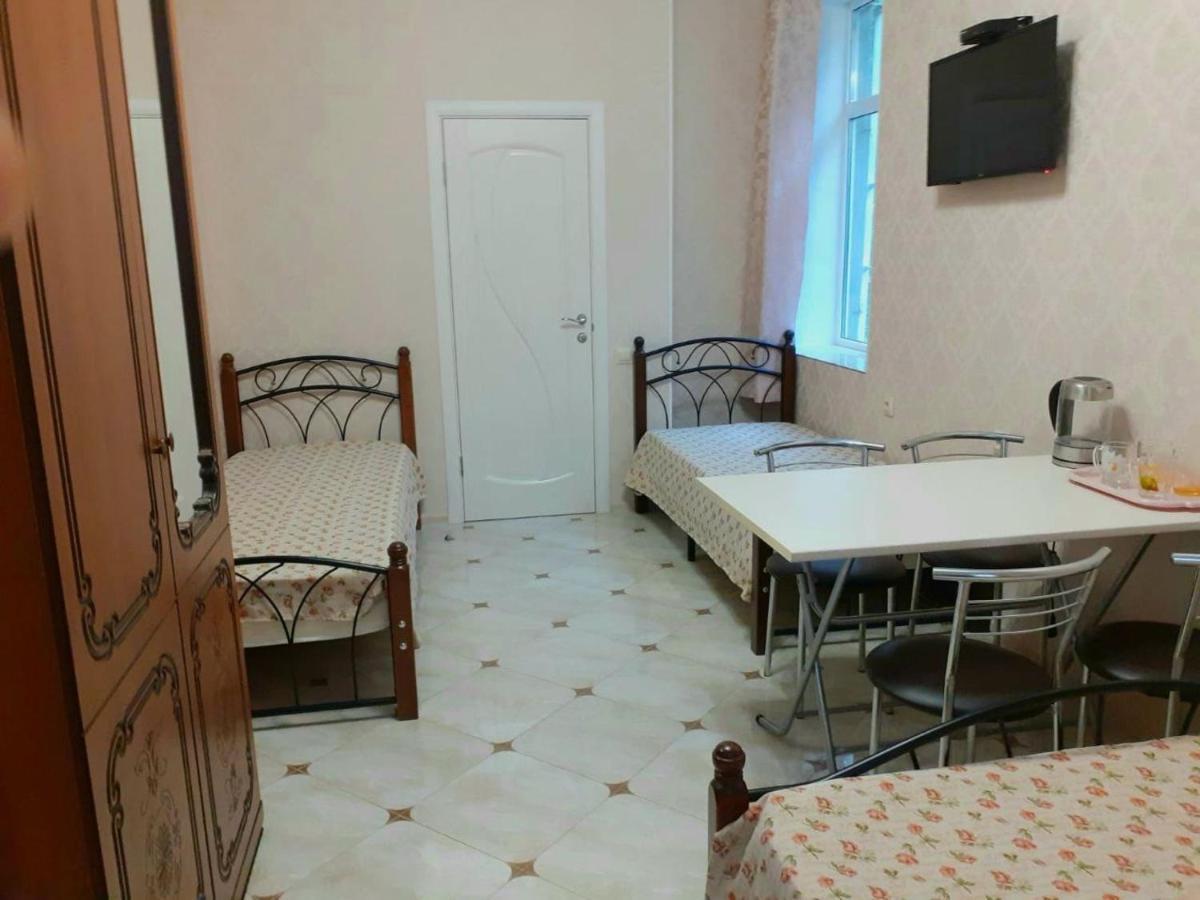 Guest House Gorny Ruchei Gagra Extérieur photo